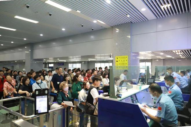 湖南口岸2025年出入境人次突破百万