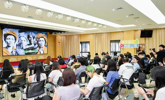 跨国连线共话中马情谊，《花儿与少年·同心季》导演李超：打开一扇彼此了解的窗口