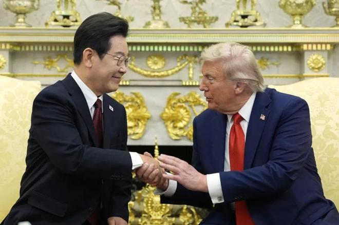 特朗普在白宫会晤李在明：考虑从韩国买船，今年想见金正恩